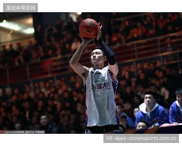 CBA福建突破分球配合顺畅拿下关键两分